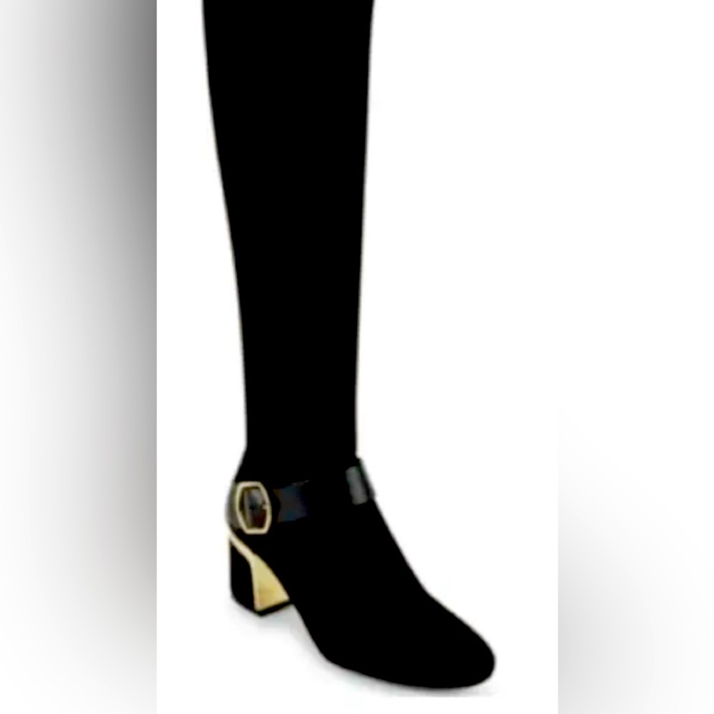 Brand New DKNY Caira boot